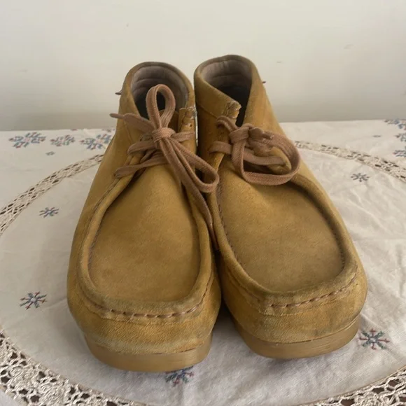 Clark’s chukka boots. Hard sole. Suede - Picture 2 of 5